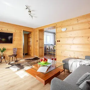Marta Apartman